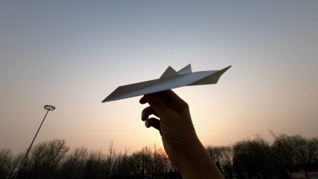 纸飞机回旋-纸飞机回旋飞机