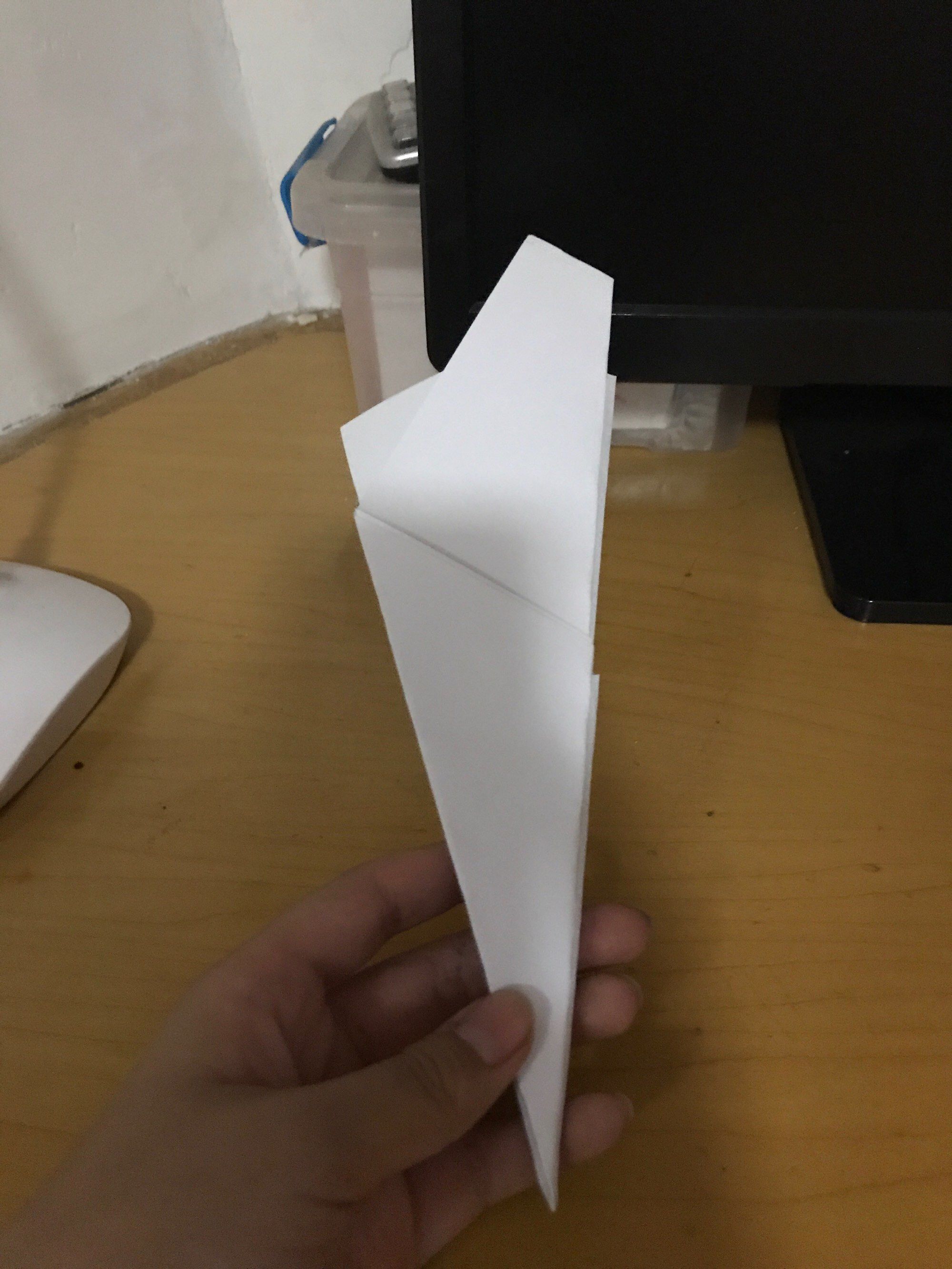 纸飞机的加速器-纸飞机的加速器怎么折