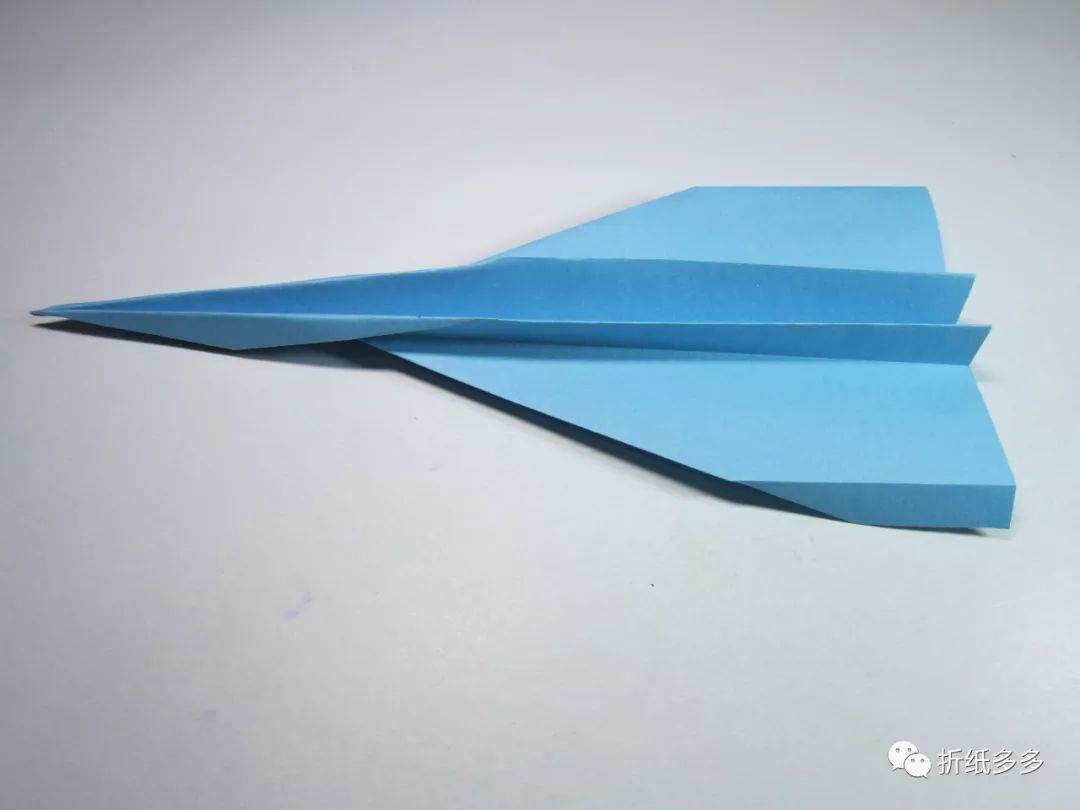 纸飞机的折法-纸飞机的折法最远最久1000米