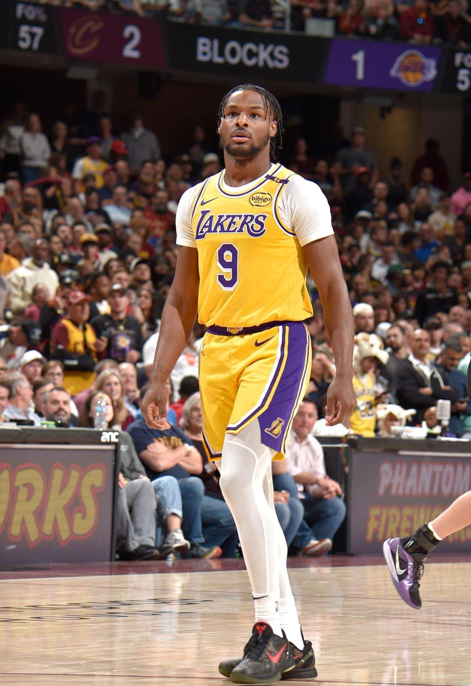 詹姆斯成为NBA首位5万分球员_詹姆斯成为nba首位5万分球员是哪一年